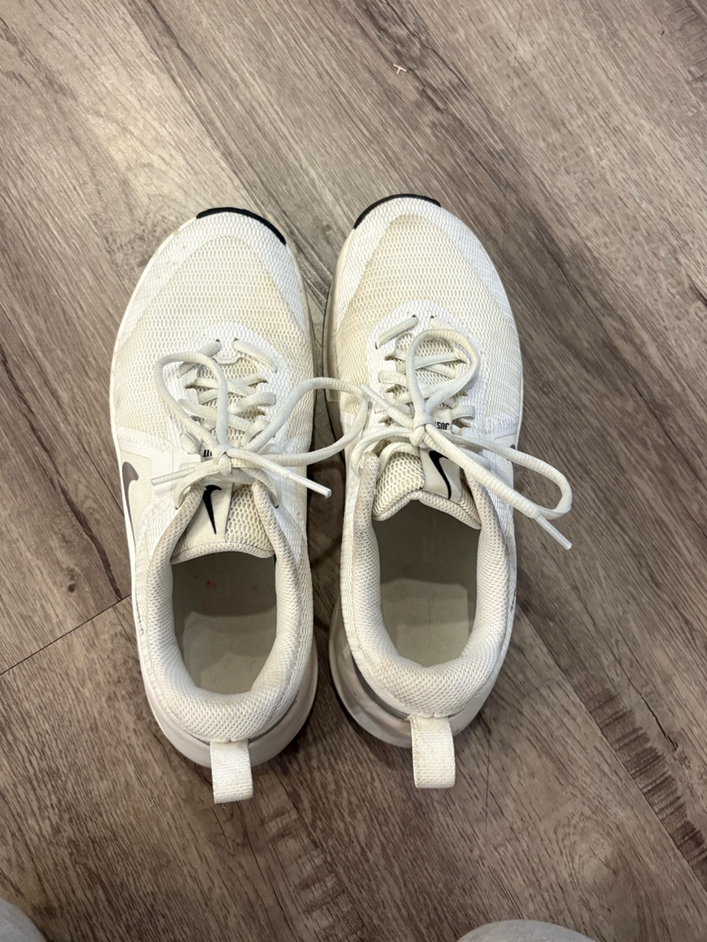 Nike Kids Off-White Mesh Sneakers with Black Trim